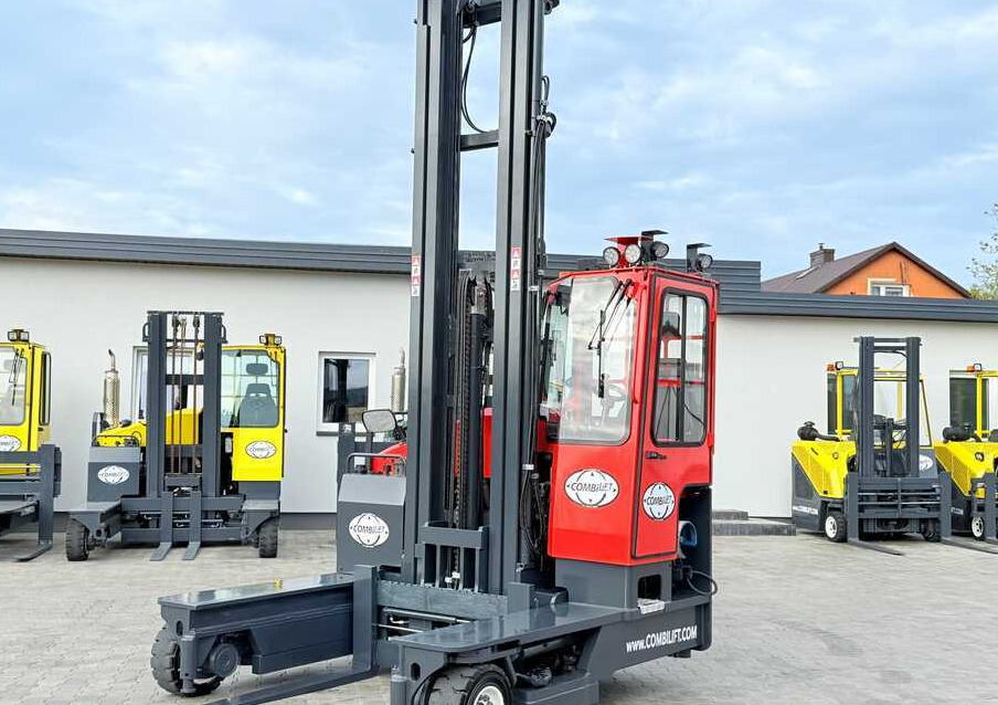 Combilift COMBILIFT C4000 – TRIPLEX 9300 mm – Year 2017 – GAS – FREE LIFT – FORK SIDE SHIFT – CONDITION 5/5 - Nelitietrukki: kuva Combilift COMBILIFT C4000 – TRIPLEX 9300 mm – Year 2017 – GAS – FREE LIFT – FORK SIDE SHIFT – CONDITION 5/5 - Nelitietrukki Combilift COMBILIFT C4000 – TRIPLEX 9300 mm – Year 2017 – GAS – FREE LIFT – FORK SIDE SHIFT – CONDITION 5/5 - Nelitietrukki: kuva Combilift COMBILIFT C4000 – TRIPLEX 9300 mm – Year 2017 – GAS – FREE LIFT – FORK SIDE SHIFT – CONDITION 5/5 - Nelitietrukki