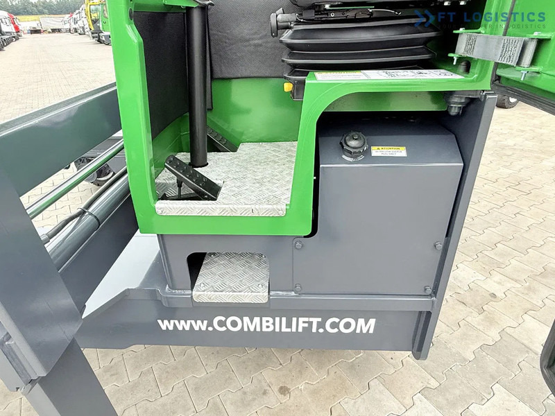 Nelitietrukki Combilift Combilift C4500 / DIESEL / DUPLEX 4000MM / WIDE FORK POSITIONER / HEATING / FULL CABIN / PERFECT CONDITION / Wide range of four-: kuva Nelitietrukki Combilift Combilift C4500 / DIESEL / DUPLEX 4000MM / WIDE FORK POSITIONER / HEATING / FULL CABIN / PERFECT CONDITION / Wide range of four-