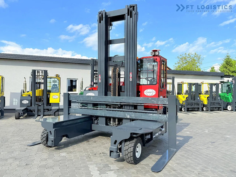 Combilift Combilift Wózki 4-kierunkowe C8000 / GAS / TRIPLEX 8300 / WIDE FORK POSITIRONER / FREE-LIFT / A comprehensive range of four-way - Nelitietrukki: kuva Combilift Combilift Wózki 4-kierunkowe C8000 / GAS / TRIPLEX 8300 / WIDE FORK POSITIRONER / FREE-LIFT / A comprehensive range of four-way - Nelitietrukki Combilift Combilift Wózki 4-kierunkowe C8000 / GAS / TRIPLEX 8300 / WIDE FORK POSITIRONER / FREE-LIFT / A comprehensive range of four-way - Nelitietrukki: kuva Combilift Combilift Wózki 4-kierunkowe C8000 / GAS / TRIPLEX 8300 / WIDE FORK POSITIRONER / FREE-LIFT / A comprehensive range of four-way - Nelitietrukki