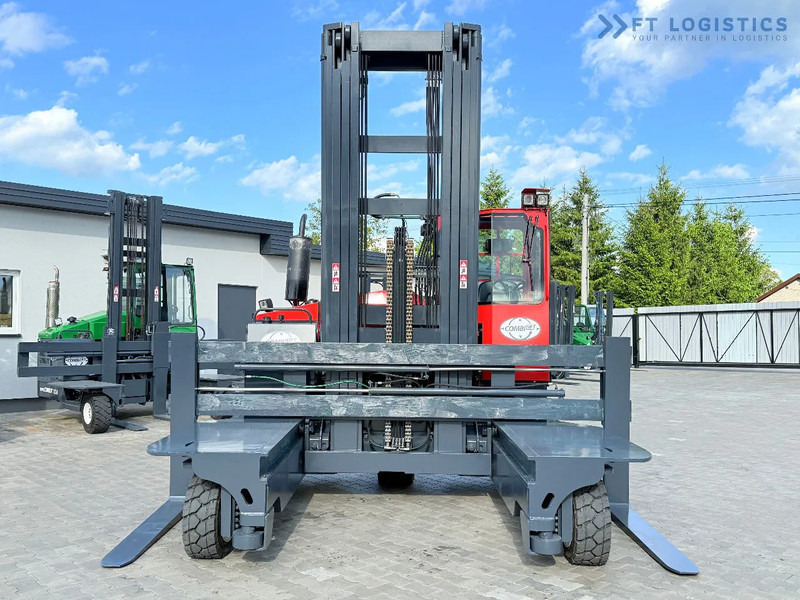 Combilift Combilift Wózki 4-kierunkowe C8000 / GAS / TRIPLEX 8300 / WIDE FORK POSITIRONER / FREE-LIFT / A comprehensive range of four-way - Nelitietrukki: kuva Combilift Combilift Wózki 4-kierunkowe C8000 / GAS / TRIPLEX 8300 / WIDE FORK POSITIRONER / FREE-LIFT / A comprehensive range of four-way - Nelitietrukki Combilift Combilift Wózki 4-kierunkowe C8000 / GAS / TRIPLEX 8300 / WIDE FORK POSITIRONER / FREE-LIFT / A comprehensive range of four-way - Nelitietrukki: kuva Combilift Combilift Wózki 4-kierunkowe C8000 / GAS / TRIPLEX 8300 / WIDE FORK POSITIRONER / FREE-LIFT / A comprehensive range of four-way - Nelitietrukki