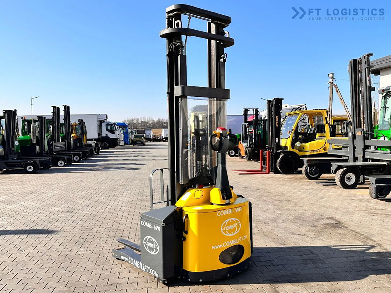 Combilift WR-4 / DUPLEX / 4.5M / 2017 / ONLY 30 MTH / LIKE NEW / 1500KG - Pinoamistrukki: kuva Combilift WR-4 / DUPLEX / 4.5M / 2017 / ONLY 30 MTH / LIKE NEW / 1500KG - Pinoamistrukki Combilift WR-4 / DUPLEX / 4.5M / 2017 / ONLY 30 MTH / LIKE NEW / 1500KG - Pinoamistrukki: kuva Combilift WR-4 / DUPLEX / 4.5M / 2017 / ONLY 30 MTH / LIKE NEW / 1500KG - Pinoamistrukki