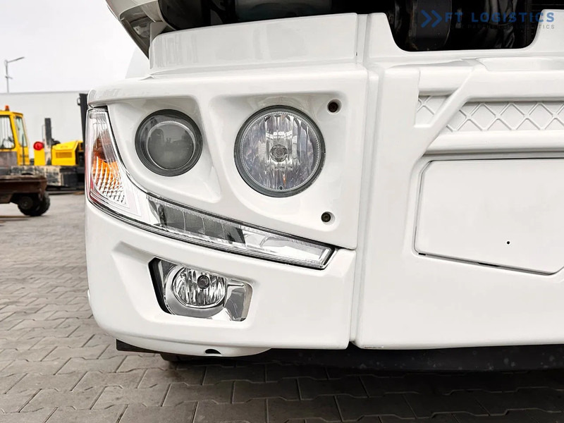 Renault Midlum 250 Renault D 250 / AUTOMATIC / 4X2 / 18 PALLETS / TAIL LIFT / SIDE BOARDS / curtainsider truck - Pressukapelli kuorma-auto: kuva Renault Midlum 250 Renault D 250 / AUTOMATIC / 4X2 / 18 PALLETS / TAIL LIFT / SIDE BOARDS / curtainsider truck - Pressukapelli kuorma-auto Renault Midlum 250 Renault D 250 / AUTOMATIC / 4X2 / 18 PALLETS / TAIL LIFT / SIDE BOARDS / curtainsider truck - Pressukapelli kuorma-auto: kuva Renault Midlum 250 Renault D 250 / AUTOMATIC / 4X2 / 18 PALLETS / TAIL LIFT / SIDE BOARDS / curtainsider truck - Pressukapelli kuorma-auto