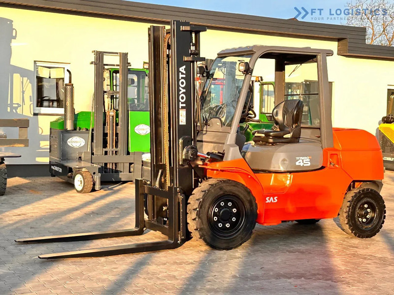 Toyota 42-4FD40 / DIESEL / 4500KG / DUPLEX / FORKS 1400MM / WELL-MAINTAINED 42-4FD40 / DIESEL / 4500KG / DUPLEX / FORKS 1400MM / WELL-M - Dieseltrukki: kuva Toyota 42-4FD40 / DIESEL / 4500KG / DUPLEX / FORKS 1400MM / WELL-MAINTAINED 42-4FD40 / DIESEL / 4500KG / DUPLEX / FORKS 1400MM / WELL-M - Dieseltrukki Toyota 42-4FD40 / DIESEL / 4500KG / DUPLEX / FORKS 1400MM / WELL-MAINTAINED 42-4FD40 / DIESEL / 4500KG / DUPLEX / FORKS 1400MM / WELL-M - Dieseltrukki: kuva Toyota 42-4FD40 / DIESEL / 4500KG / DUPLEX / FORKS 1400MM / WELL-MAINTAINED 42-4FD40 / DIESEL / 4500KG / DUPLEX / FORKS 1400MM / WELL-M - Dieseltrukki