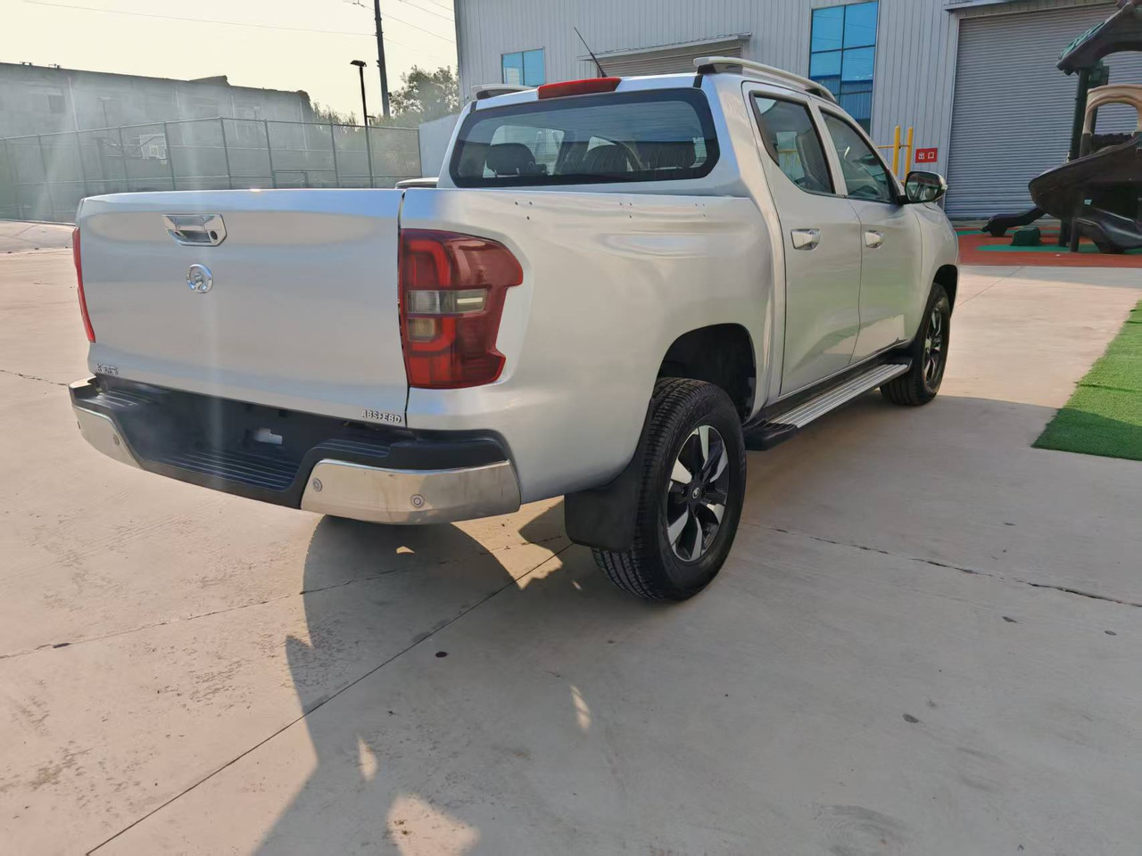 Changan - Avolava-auto, Jatko-ohjaamo kevyt kuorma-auto: kuva Changan - Avolava-auto, Jatko-ohjaamo kevyt kuorma-auto Changan - Avolava-auto, Jatko-ohjaamo kevyt kuorma-auto: kuva Changan - Avolava-auto, Jatko-ohjaamo kevyt kuorma-auto