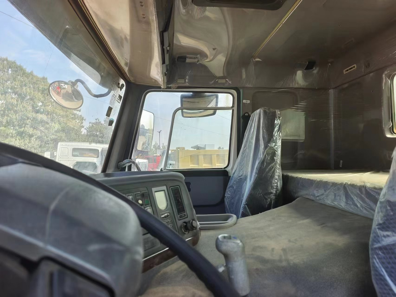 HOWO 6×4 ,20 cubic meters - Säiliöauto: kuva HOWO 6×4 ,20 cubic meters - Säiliöauto HOWO 6×4 ,20 cubic meters - Säiliöauto: kuva HOWO 6×4 ,20 cubic meters - Säiliöauto