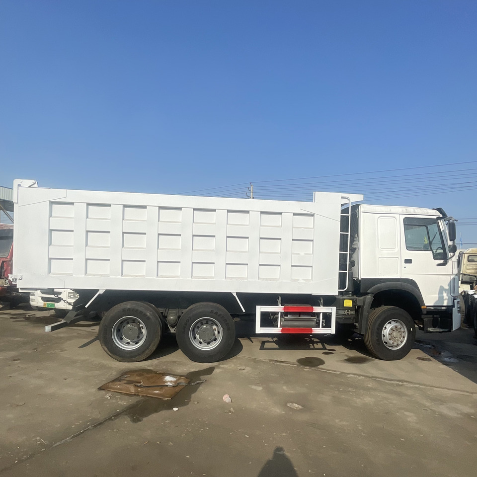 HOWO 6*4 DUMP TRUCK - Kippiauto kuorma-auto: kuva HOWO 6*4 DUMP TRUCK - Kippiauto kuorma-auto HOWO 6*4 DUMP TRUCK - Kippiauto kuorma-auto: kuva HOWO 6*4 DUMP TRUCK - Kippiauto kuorma-auto