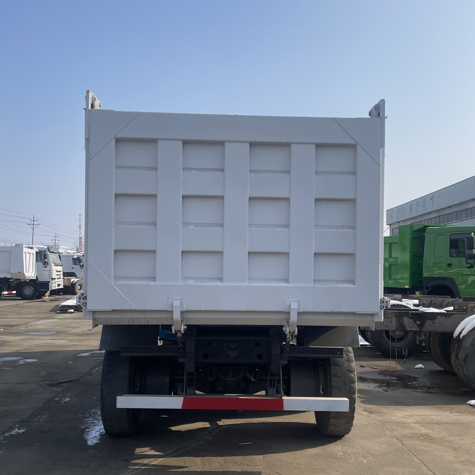 HOWO 6*4 DUMP TRUCK - Kippiauto kuorma-auto: kuva HOWO 6*4 DUMP TRUCK - Kippiauto kuorma-auto HOWO 6*4 DUMP TRUCK - Kippiauto kuorma-auto: kuva HOWO 6*4 DUMP TRUCK - Kippiauto kuorma-auto