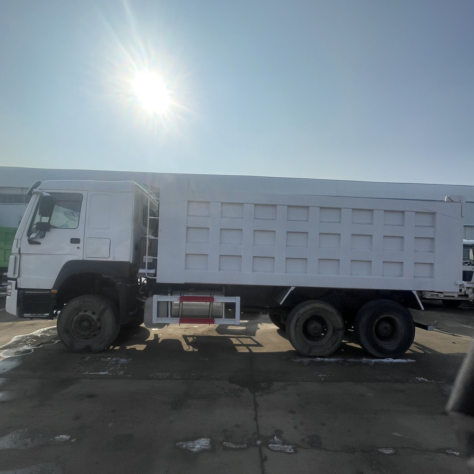 HOWO 6*4 DUMP TRUCK - Kippiauto kuorma-auto: kuva HOWO 6*4 DUMP TRUCK - Kippiauto kuorma-auto HOWO 6*4 DUMP TRUCK - Kippiauto kuorma-auto: kuva HOWO 6*4 DUMP TRUCK - Kippiauto kuorma-auto
