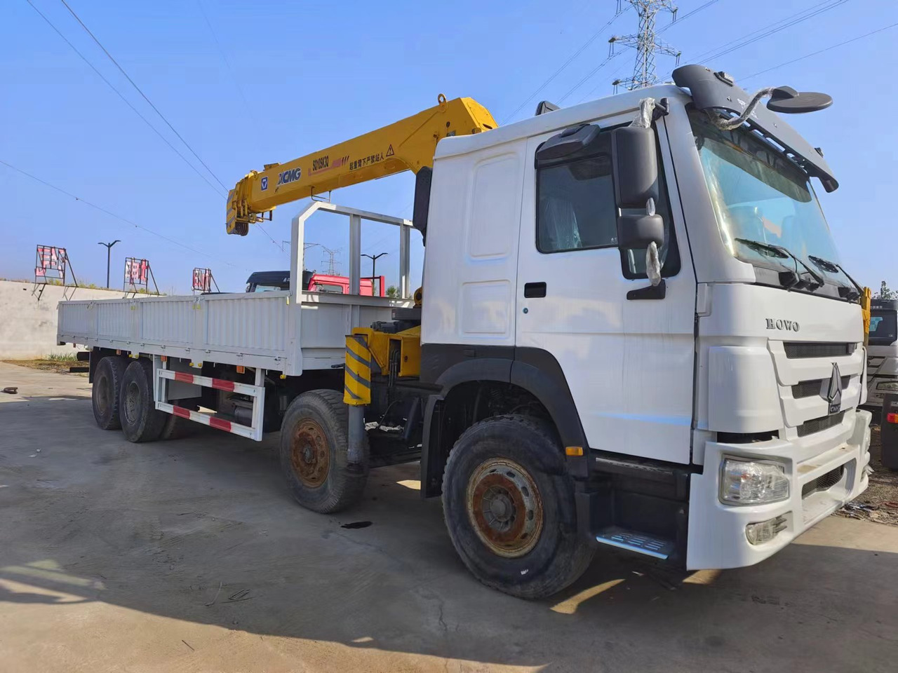 HOWO HOWO 371 chassis,10 TONS crane truck - Nosturiauto: kuva HOWO HOWO 371 chassis,10 TONS crane truck - Nosturiauto HOWO HOWO 371 chassis,10 TONS crane truck - Nosturiauto: kuva HOWO HOWO 371 chassis,10 TONS crane truck - Nosturiauto