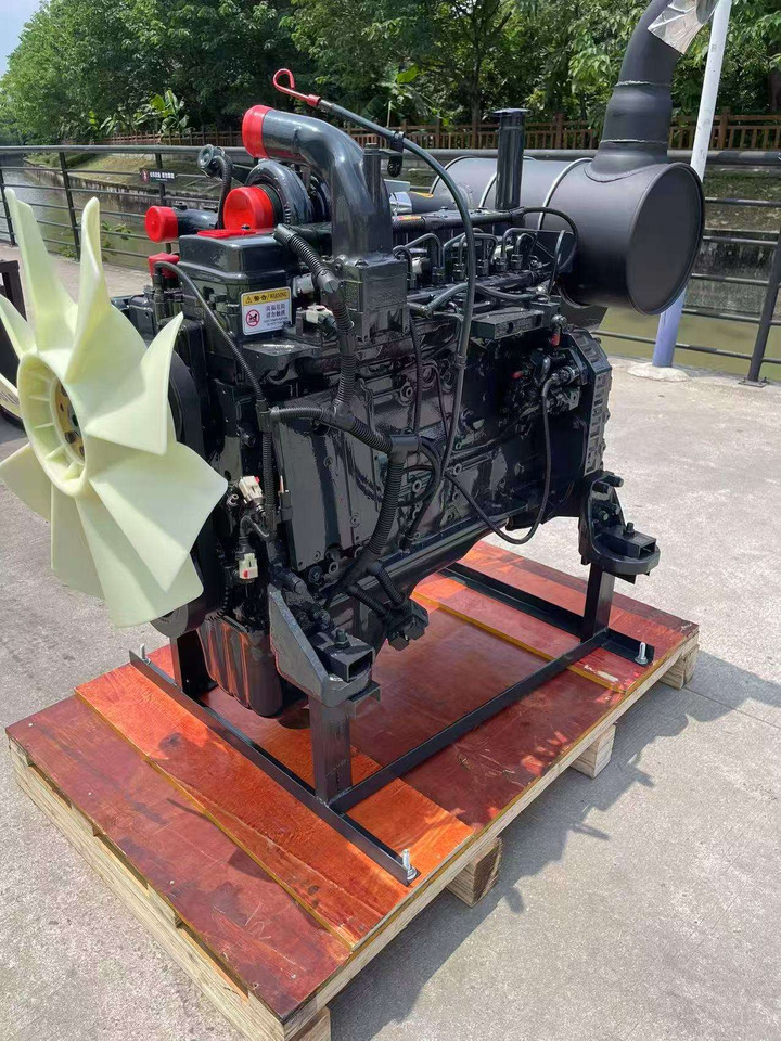 KOMATSU 6D107E-1 6D107E - Moottori - Kaivuri: kuva KOMATSU 6D107E-1 6D107E - Moottori - Kaivuri KOMATSU 6D107E-1 6D107E - Moottori - Kaivuri: kuva KOMATSU 6D107E-1 6D107E - Moottori - Kaivuri