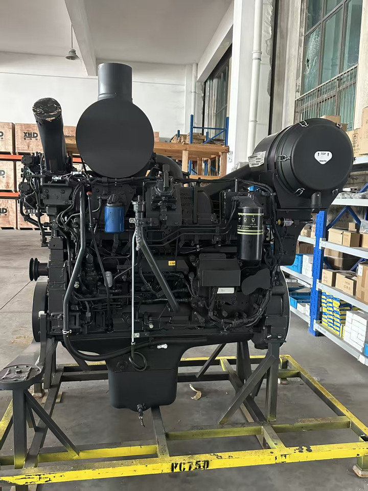 KOMATSU 6D140E-5 - Moottori - Kaivuri: kuva KOMATSU 6D140E-5 - Moottori - Kaivuri KOMATSU 6D140E-5 - Moottori - Kaivuri: kuva KOMATSU 6D140E-5 - Moottori - Kaivuri