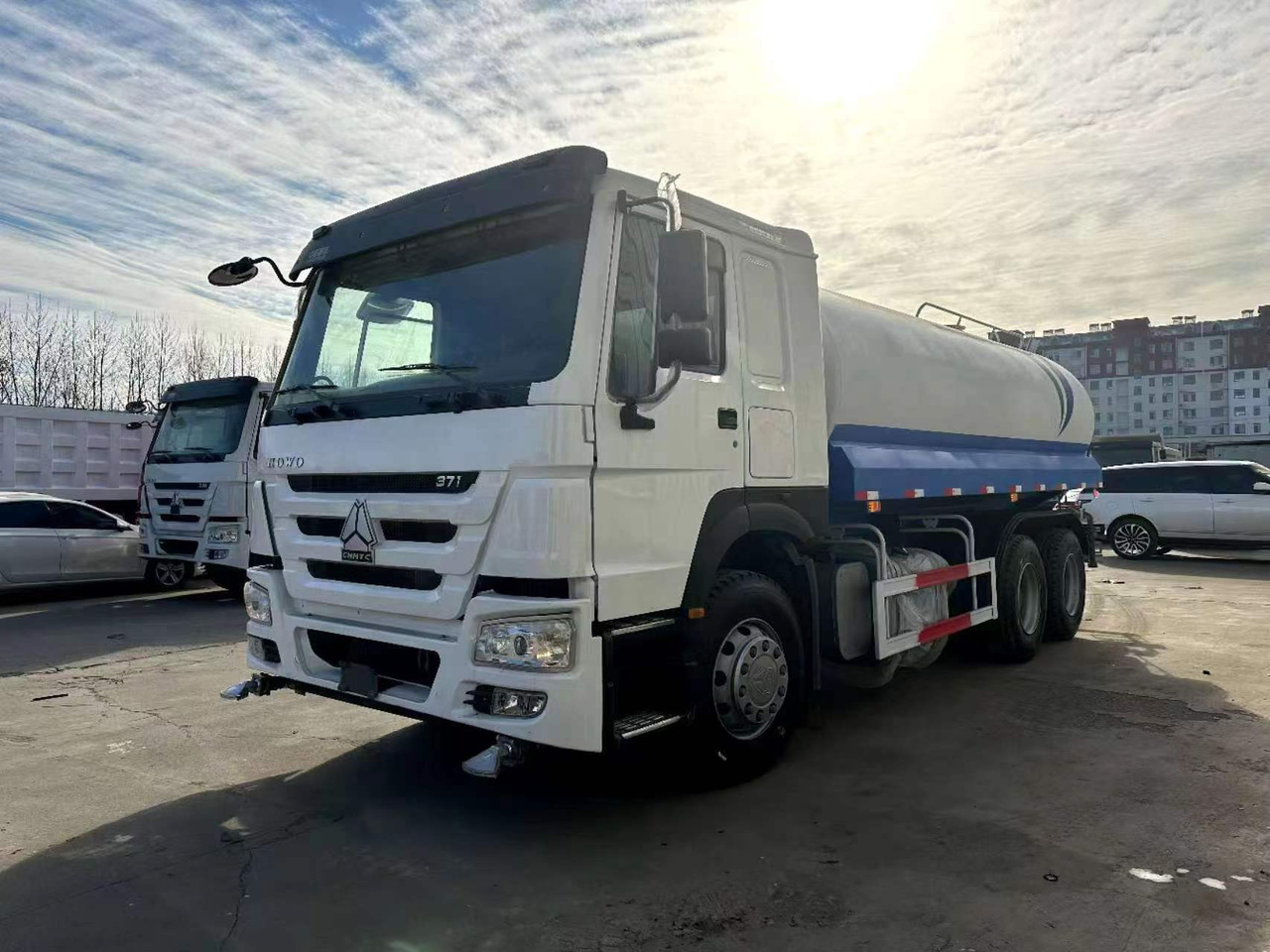 SINOTRUK 20 cubic meters tanker - Säiliöauto: kuva SINOTRUK 20 cubic meters tanker - Säiliöauto SINOTRUK 20 cubic meters tanker - Säiliöauto: kuva SINOTRUK 20 cubic meters tanker - Säiliöauto