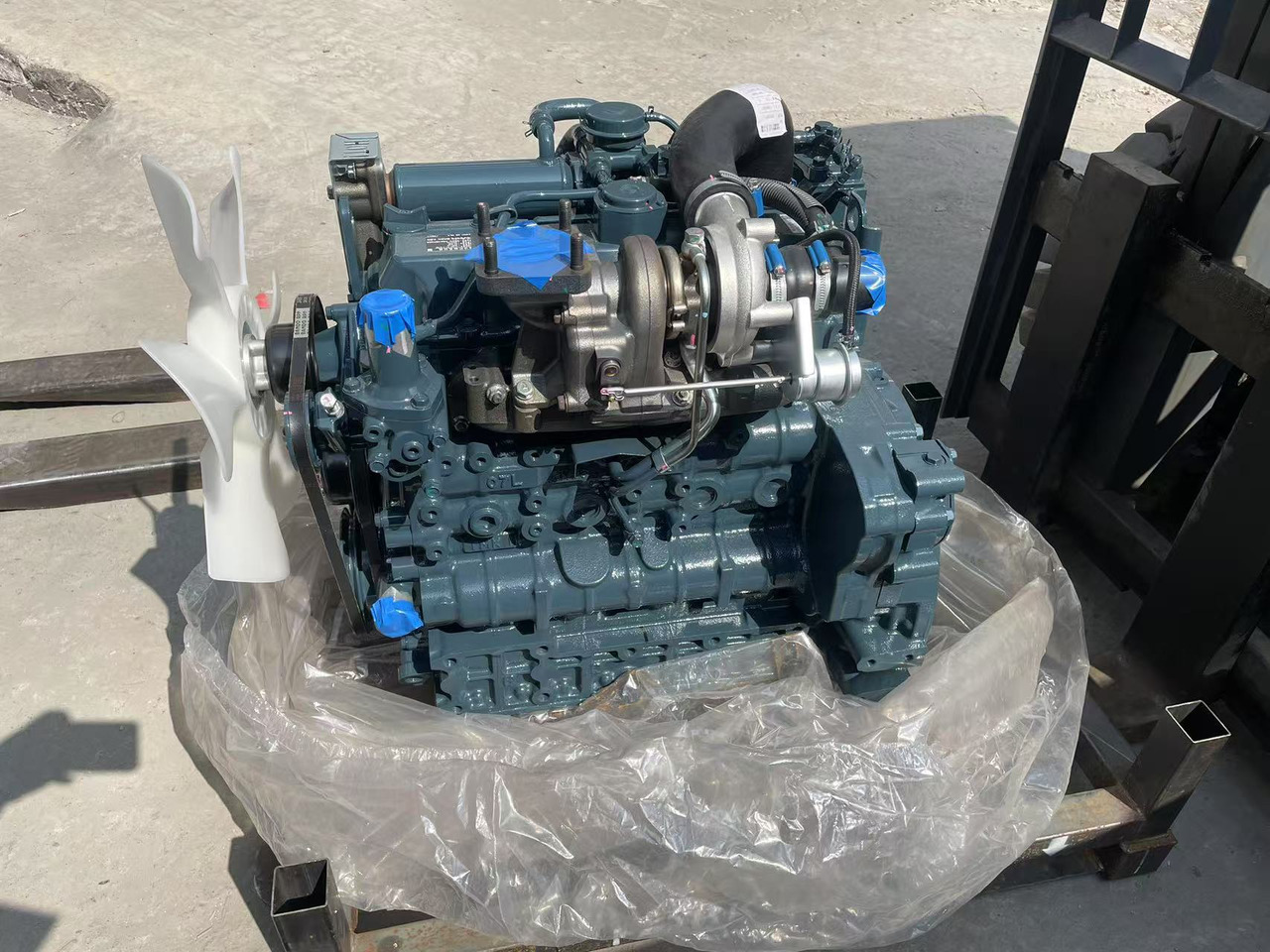 Kubota V3307T - Moottori - Kaivuri: kuva kubota V3307T - Moottori - Kaivuri Kubota V3307T - Moottori - Kaivuri: kuva kubota V3307T - Moottori - Kaivuri