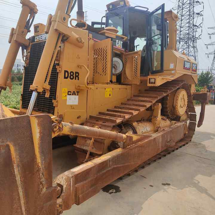 100% Original Paint Used Caterpillar D8R Bulldozer CAT D8R Crawler Dozer with Superior Performance and Power for Sale - Puskutraktori: kuva 100% Original Paint Used Caterpillar D8R Bulldozer CAT D8R Crawler Dozer with Superior Performance and Power for Sale - Puskutraktori 100% Original Paint Used Caterpillar D8R Bulldozer CAT D8R Crawler Dozer with Superior Performance and Power for Sale - Puskutraktori: kuva 100% Original Paint Used Caterpillar D8R Bulldozer CAT D8R Crawler Dozer with Superior Performance and Power for Sale - Puskutraktori
