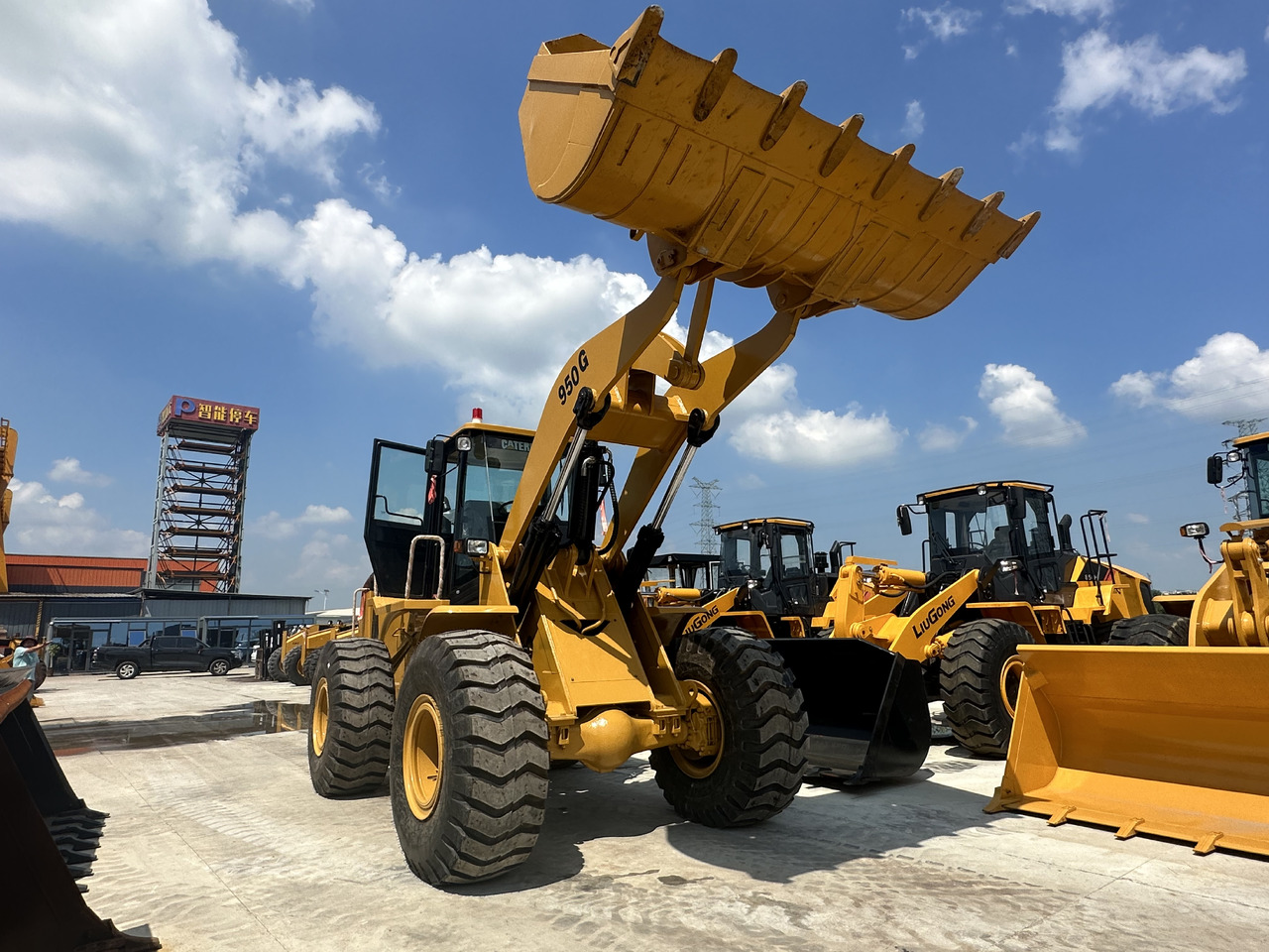 BACKHOE LOADER Used High Quality CAT 950G Wheel Loader on Hot Sale CAT in Stock for Sale - Pyöräkuormaaja: kuva BACKHOE LOADER Used High Quality CAT 950G Wheel Loader on Hot Sale CAT in Stock for Sale - Pyöräkuormaaja BACKHOE LOADER Used High Quality CAT 950G Wheel Loader on Hot Sale CAT in Stock for Sale - Pyöräkuormaaja: kuva BACKHOE LOADER Used High Quality CAT 950G Wheel Loader on Hot Sale CAT in Stock for Sale - Pyöräkuormaaja