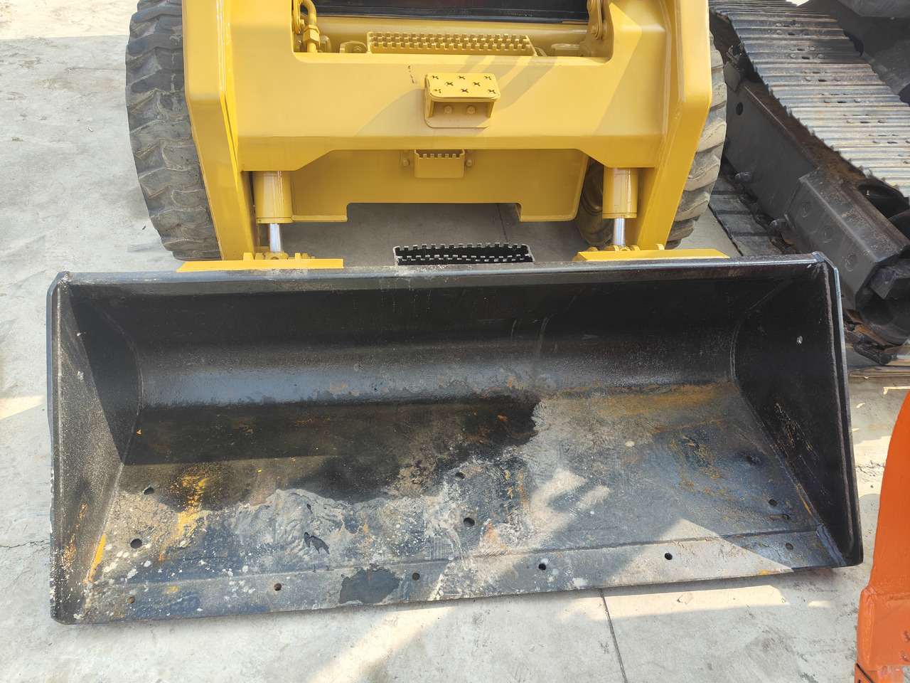 CATERPILLAR Used skid-steer CAT246D - Liukuohjattu kuormaaja: kuva CATERPILLAR Used skid-steer CAT246D - Liukuohjattu kuormaaja CATERPILLAR Used skid-steer CAT246D - Liukuohjattu kuormaaja: kuva CATERPILLAR Used skid-steer CAT246D - Liukuohjattu kuormaaja