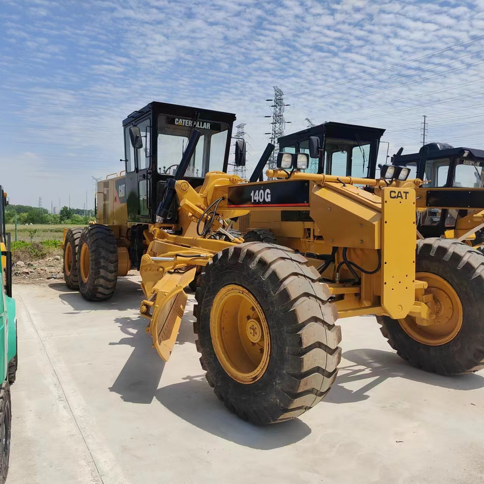 GRADER CAT 140G GRADER | Ideal for Mining & Demolition | Global Export & COD Accepted - Tiehöylä: kuva GRADER CAT 140G GRADER | Ideal for Mining & Demolition | Global Export & COD Accepted - Tiehöylä GRADER CAT 140G GRADER | Ideal for Mining & Demolition | Global Export & COD Accepted - Tiehöylä: kuva GRADER CAT 140G GRADER | Ideal for Mining & Demolition | Global Export & COD Accepted - Tiehöylä