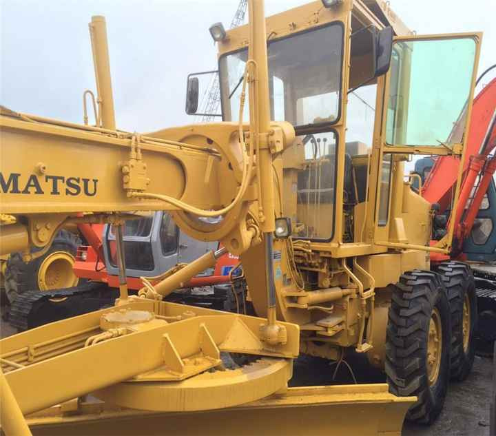 Japan Original Used Komatsu GD661A-1 Motor Grader GD661 in Condition - Tiehöylä: kuva Japan Original Used Komatsu GD661A-1 Motor Grader GD661 in Condition - Tiehöylä Japan Original Used Komatsu GD661A-1 Motor Grader GD661 in Condition - Tiehöylä: kuva Japan Original Used Komatsu GD661A-1 Motor Grader GD661 in Condition - Tiehöylä