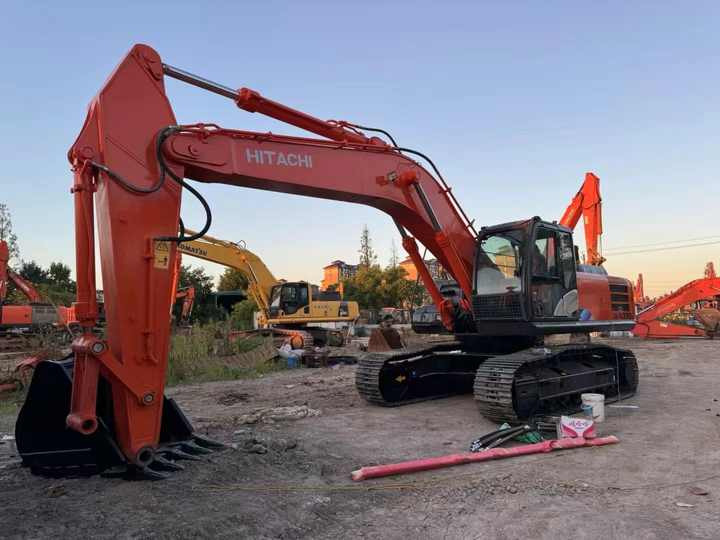 Original Japan Hitachi ZX350 Excavator Hitachi Excavator in Low Price for Hot Sale - Telakaivukone: kuva Original Japan Hitachi ZX350 Excavator Hitachi Excavator in Low Price for Hot Sale - Telakaivukone Original Japan Hitachi ZX350 Excavator Hitachi Excavator in Low Price for Hot Sale - Telakaivukone: kuva Original Japan Hitachi ZX350 Excavator Hitachi Excavator in Low Price for Hot Sale - Telakaivukone