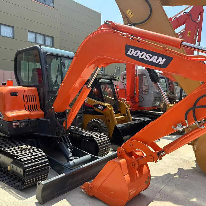 Used Excavator Doosan DX55 Excavators Mini Equipment Earth Moving Machinery Doosan Digger Excavator for Sale - Telakaivukone: kuva Used Excavator Doosan DX55 Excavators Mini Equipment Earth Moving Machinery Doosan Digger Excavator for Sale - Telakaivukone Used Excavator Doosan DX55 Excavators Mini Equipment Earth Moving Machinery Doosan Digger Excavator for Sale - Telakaivukone: kuva Used Excavator Doosan DX55 Excavators Mini Equipment Earth Moving Machinery Doosan Digger Excavator for Sale - Telakaivukone