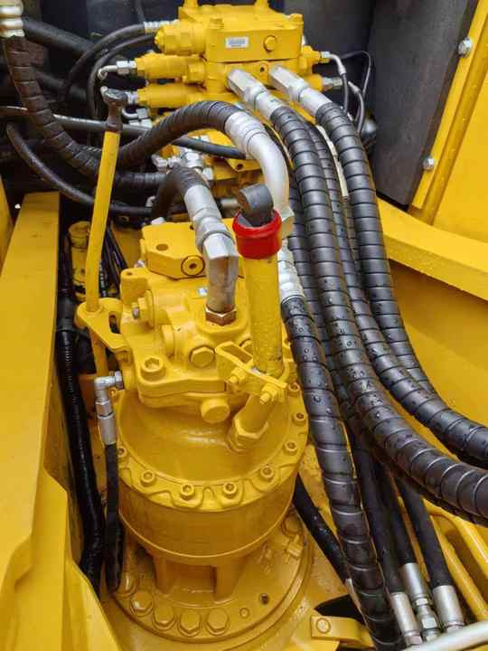 Used Komatsu PC160 Crawler Hydraulic High Performance Digger Excavator Construction Machinery Used Machinery for Sale - Telakaivukone: kuva Used Komatsu PC160 Crawler Hydraulic High Performance Digger Excavator Construction Machinery Used Machinery for Sale - Telakaivukone Used Komatsu PC160 Crawler Hydraulic High Performance Digger Excavator Construction Machinery Used Machinery for Sale - Telakaivukone: kuva Used Komatsu PC160 Crawler Hydraulic High Performance Digger Excavator Construction Machinery Used Machinery for Sale - Telakaivukone