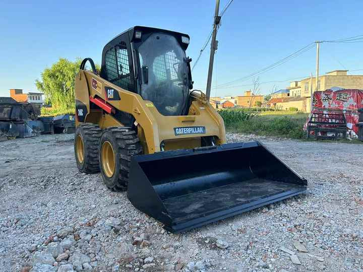 Used Original Caterpillar 246c Skid Steer Loader for Sale - Liukuohjattu kuormaaja: kuva Used Original Caterpillar 246c Skid Steer Loader for Sale - Liukuohjattu kuormaaja Used Original Caterpillar 246c Skid Steer Loader for Sale - Liukuohjattu kuormaaja: kuva Used Original Caterpillar 246c Skid Steer Loader for Sale - Liukuohjattu kuormaaja