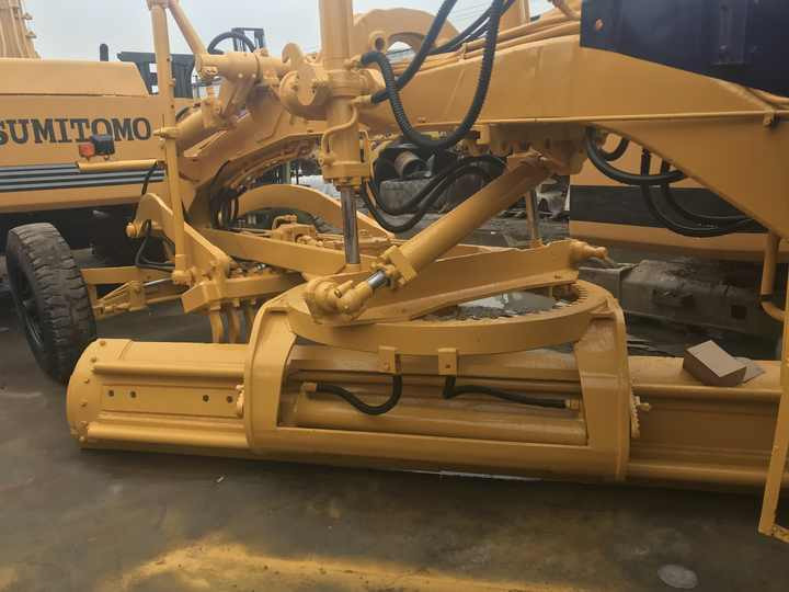 Used komatsu Gd505a Gd505 Motor Grader - Tiehöylä: kuva Used komatsu Gd505a Gd505 Motor Grader - Tiehöylä Used komatsu Gd505a Gd505 Motor Grader - Tiehöylä: kuva Used komatsu Gd505a Gd505 Motor Grader - Tiehöylä