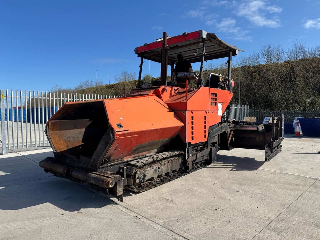 ABG TITAN 326 - Asfalttilevittimet: kuva ABG TITAN 326 - Asfalttilevittimet ABG TITAN 326 - Asfalttilevittimet: kuva ABG TITAN 326 - Asfalttilevittimet