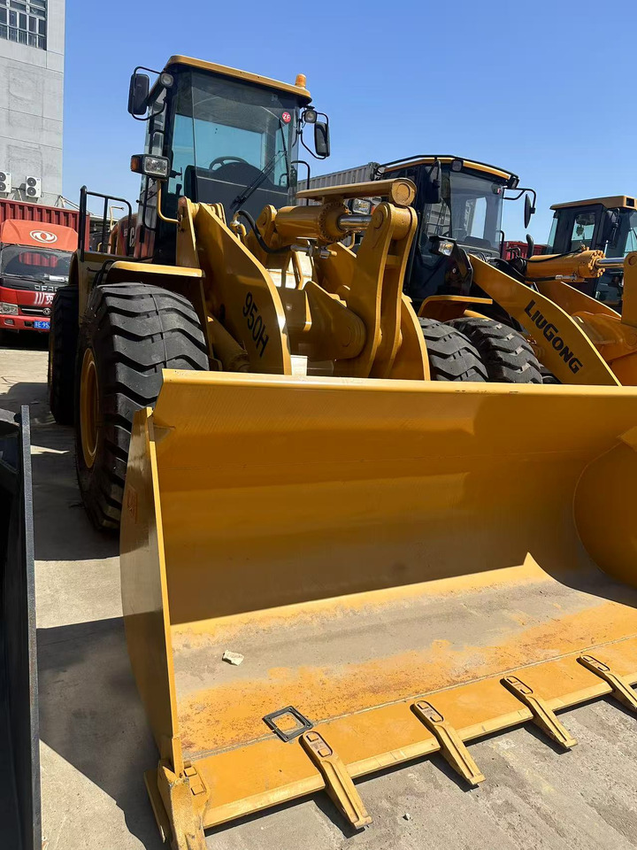 CATERPILLAR 950H - Pyöräkuormaaja: kuva CATERPILLAR 950H - Pyöräkuormaaja CATERPILLAR 950H - Pyöräkuormaaja: kuva CATERPILLAR 950H - Pyöräkuormaaja