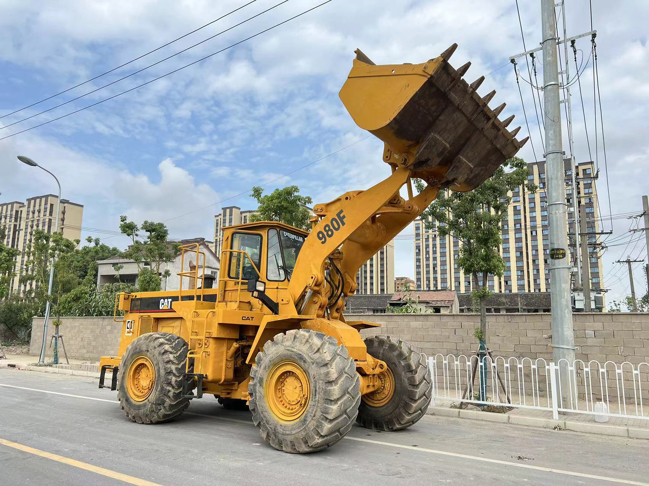 CATERPILLAR 980F - Telakuormaaja: kuva CATERPILLAR 980F - Telakuormaaja CATERPILLAR 980F - Telakuormaaja: kuva CATERPILLAR 980F - Telakuormaaja