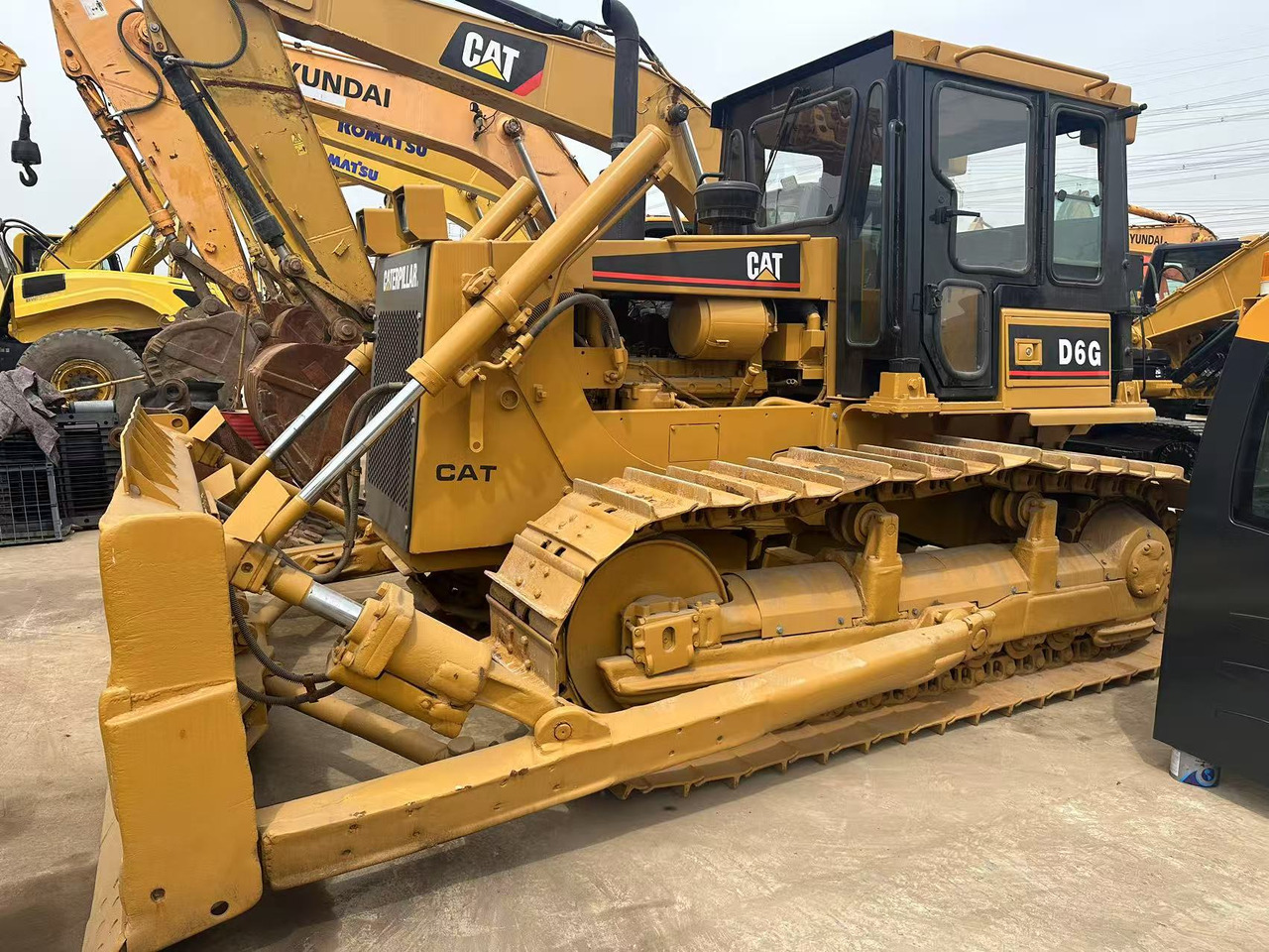 CATERPILLAR D6G - Puskutraktori: kuva CATERPILLAR D6G - Puskutraktori CATERPILLAR D6G - Puskutraktori: kuva CATERPILLAR D6G - Puskutraktori