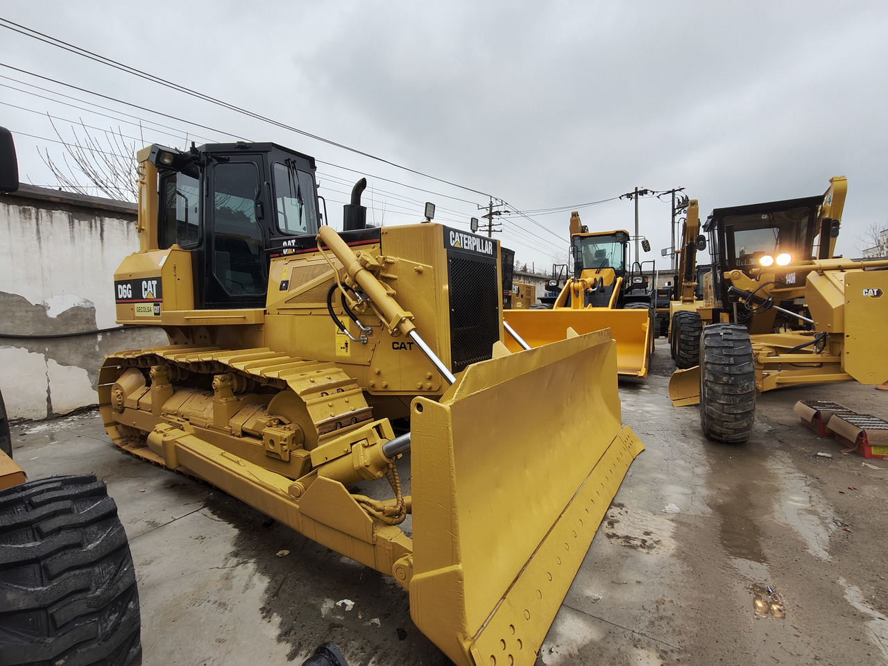 CATERPILLAR D6G - Puskutraktori: kuva CATERPILLAR D6G - Puskutraktori CATERPILLAR D6G - Puskutraktori: kuva CATERPILLAR D6G - Puskutraktori