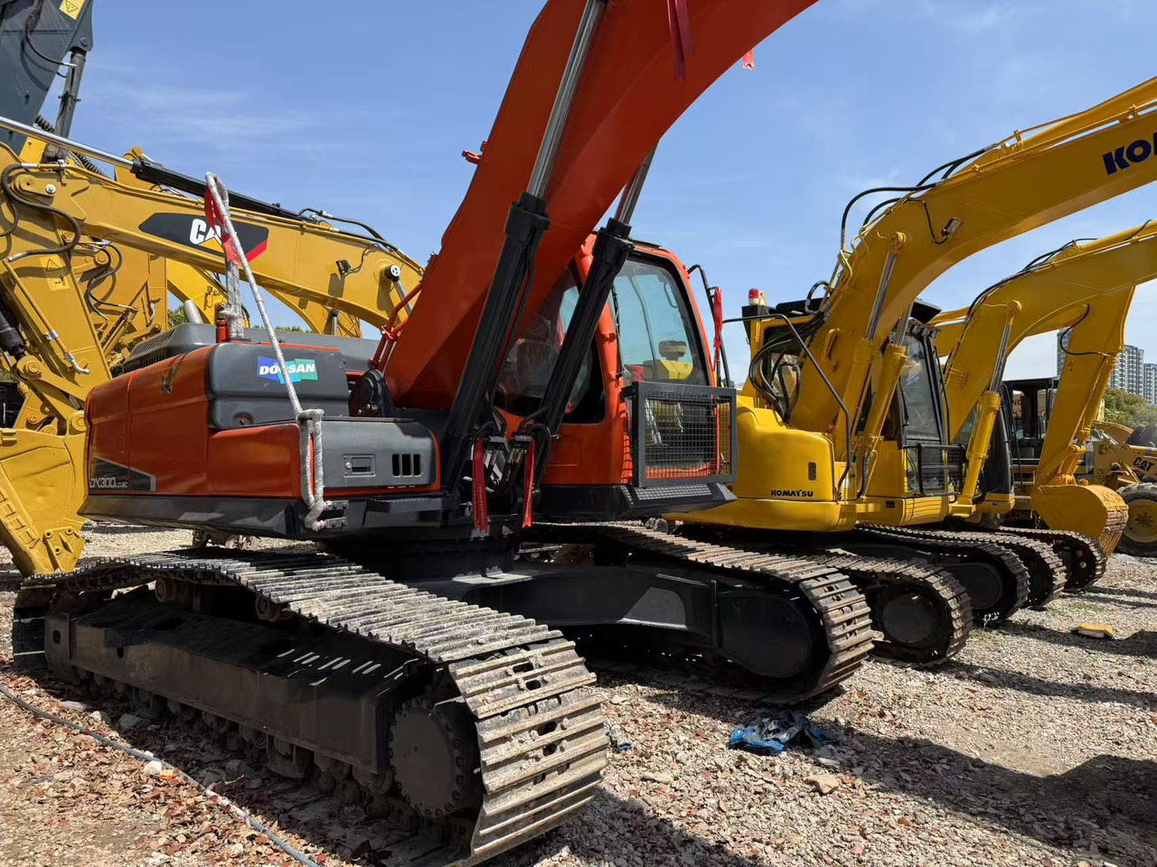 DOOSAN DX300LC-9C - Telakaivukone: kuva DOOSAN DX300LC-9C - Telakaivukone DOOSAN DX300LC-9C - Telakaivukone: kuva DOOSAN DX300LC-9C - Telakaivukone