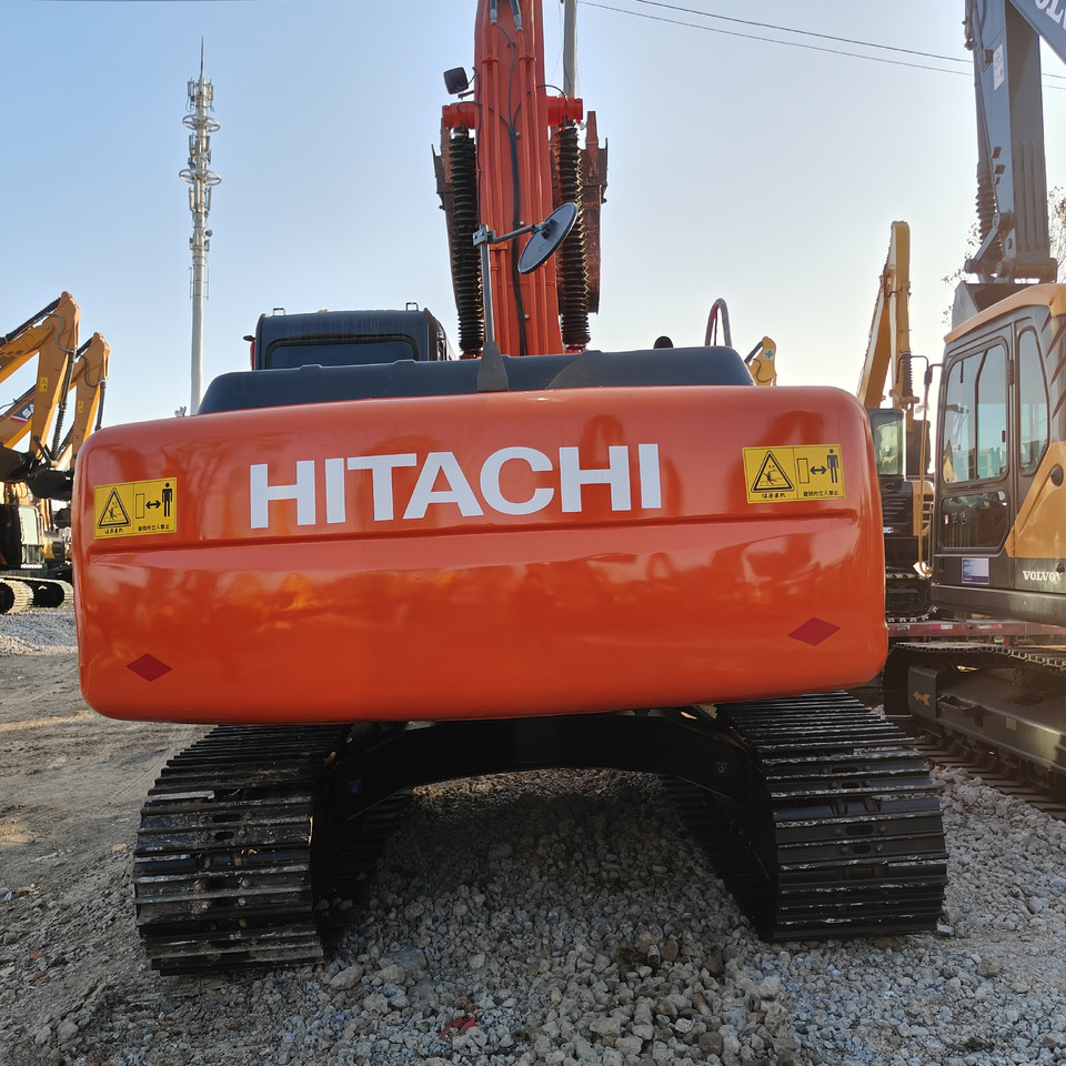 HITACHI ZX200-5G - Telakaivukone: kuva HITACHI ZX200-5G - Telakaivukone HITACHI ZX200-5G - Telakaivukone: kuva HITACHI ZX200-5G - Telakaivukone