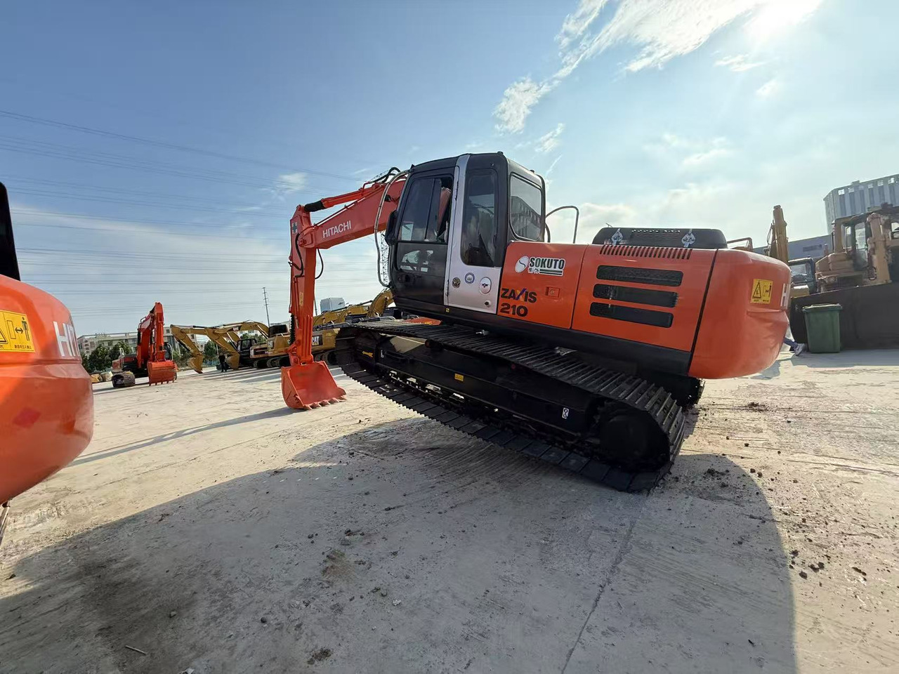 HITACHI ZX210-3G - Telakaivukone: kuva HITACHI ZX210-3G - Telakaivukone HITACHI ZX210-3G - Telakaivukone: kuva HITACHI ZX210-3G - Telakaivukone