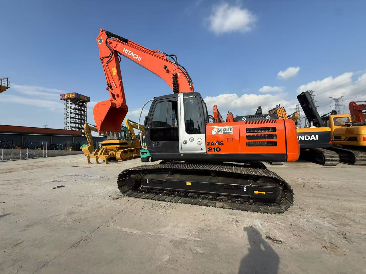 HITACHI ZX210-3G - Telakaivukone: kuva HITACHI ZX210-3G - Telakaivukone HITACHI ZX210-3G - Telakaivukone: kuva HITACHI ZX210-3G - Telakaivukone