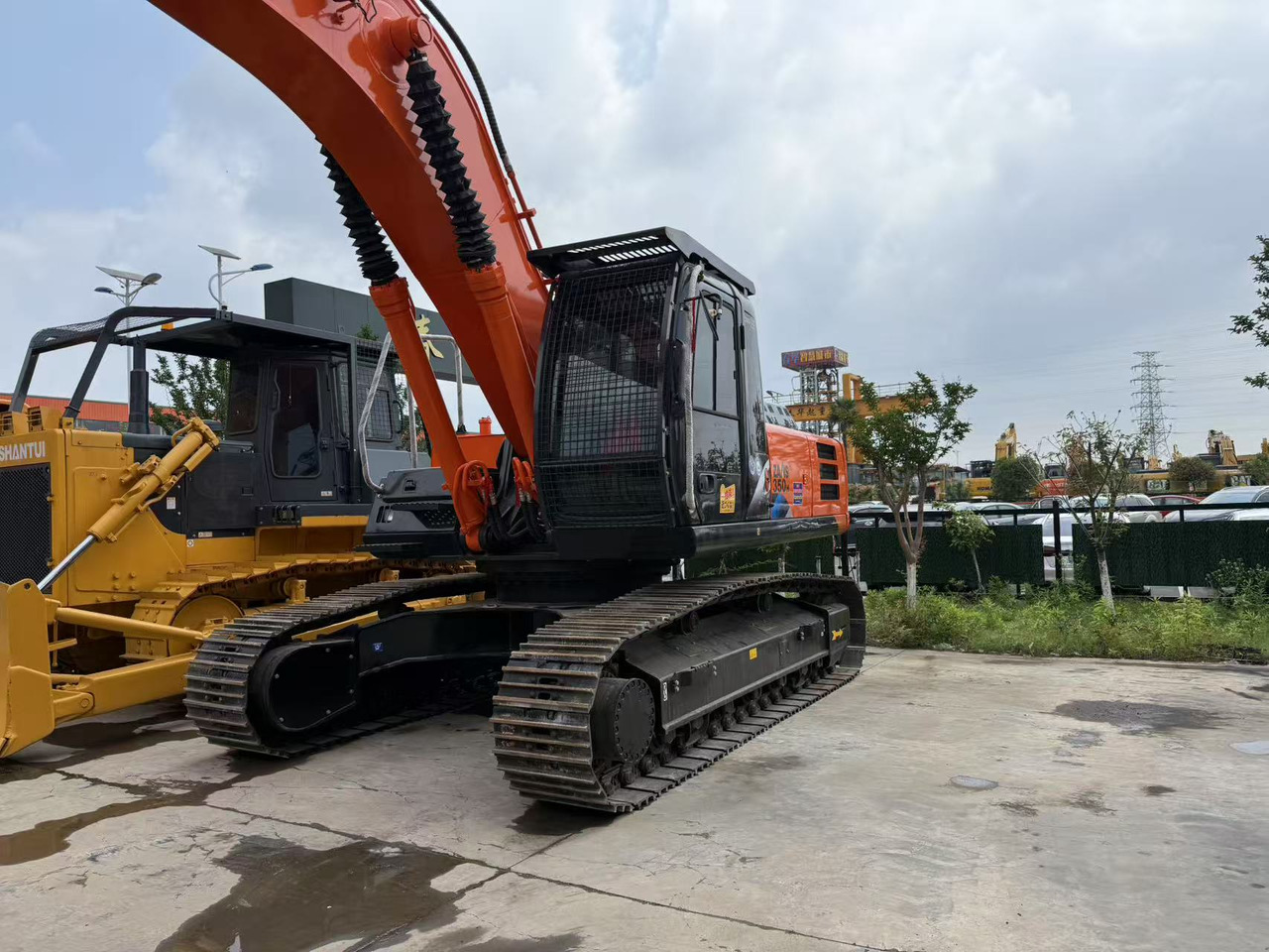 HITACHI ZX350-3G - Telakaivukone: kuva HITACHI ZX350-3G - Telakaivukone HITACHI ZX350-3G - Telakaivukone: kuva HITACHI ZX350-3G - Telakaivukone