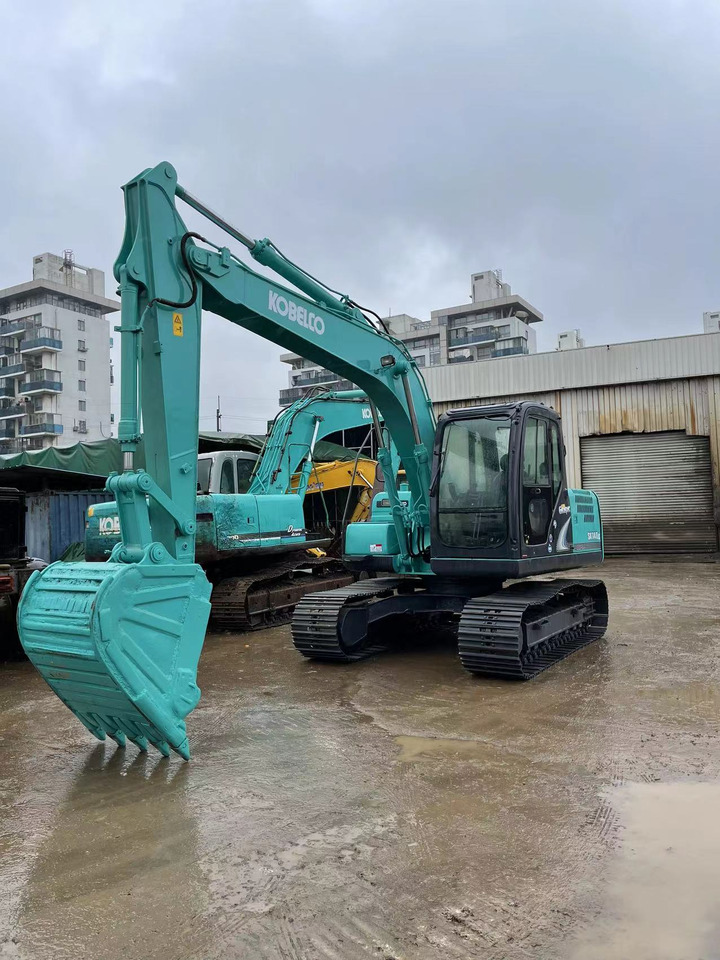 KOBELCO SK140 - Minikuormaaja: kuva KOBELCO SK140 - Minikuormaaja KOBELCO SK140 - Minikuormaaja: kuva KOBELCO SK140 - Minikuormaaja