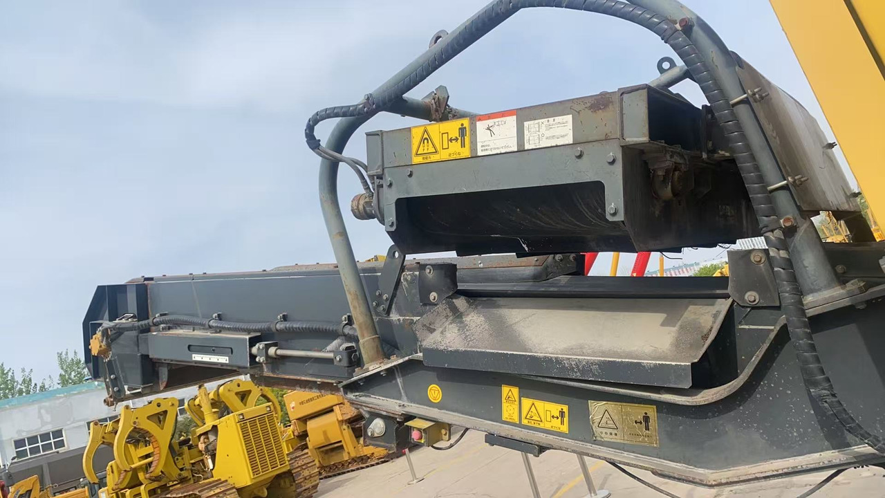 KOMATSU BR380JG-1E0 - Murskain: kuva KOMATSU BR380JG-1E0 - Murskain KOMATSU BR380JG-1E0 - Murskain: kuva KOMATSU BR380JG-1E0 - Murskain