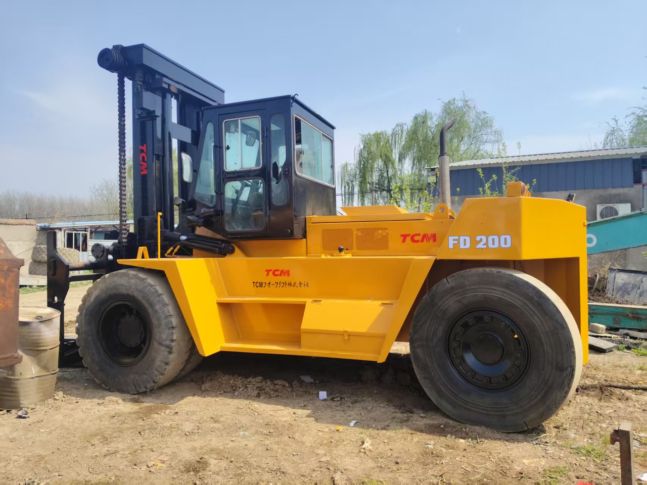 KOMATSU FD200 - Dieseltrukki: kuva KOMATSU FD200 - Dieseltrukki KOMATSU FD200 - Dieseltrukki: kuva KOMATSU FD200 - Dieseltrukki