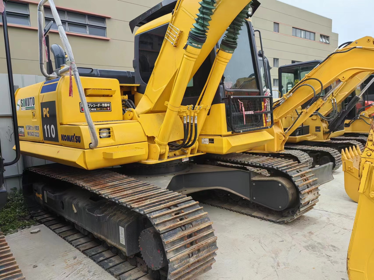KOMATSU PC110-7 - Telakaivukone: kuva KOMATSU PC110-7 - Telakaivukone KOMATSU PC110-7 - Telakaivukone: kuva KOMATSU PC110-7 - Telakaivukone