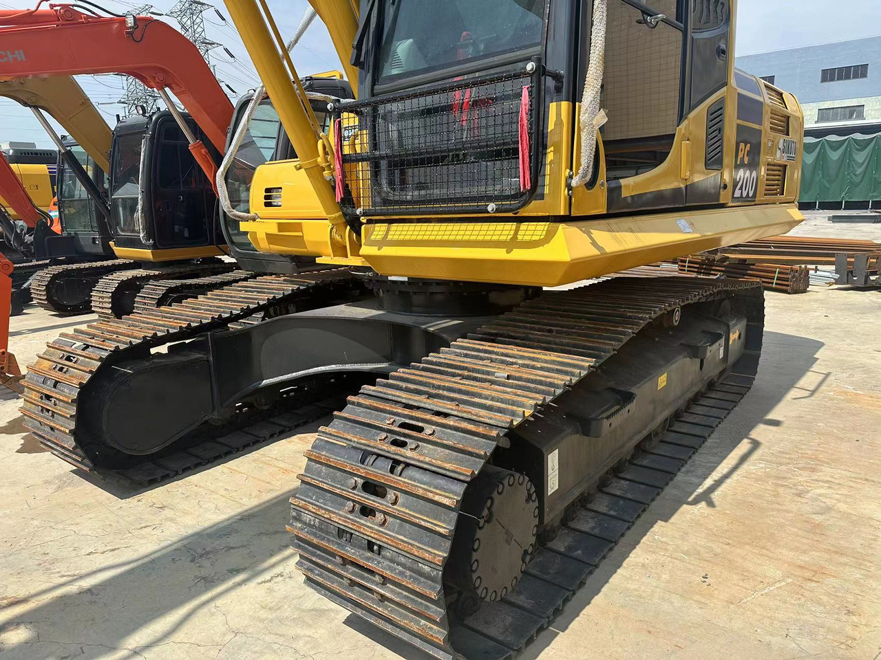 KOMATSU PC200-8N1 - Telakaivukone: kuva KOMATSU PC200-8N1 - Telakaivukone KOMATSU PC200-8N1 - Telakaivukone: kuva KOMATSU PC200-8N1 - Telakaivukone