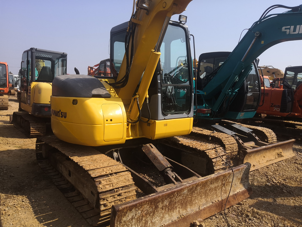 KOMATSU PC78US - Minikuormaaja: kuva KOMATSU PC78US - Minikuormaaja KOMATSU PC78US - Minikuormaaja: kuva KOMATSU PC78US - Minikuormaaja