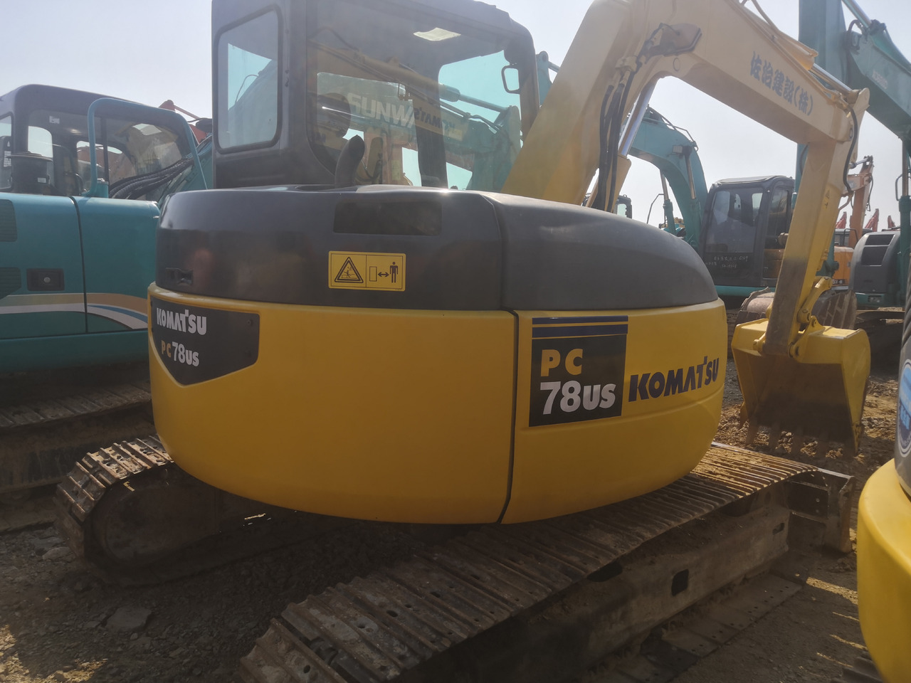 KOMATSU PC78US - Minikuormaaja: kuva KOMATSU PC78US - Minikuormaaja KOMATSU PC78US - Minikuormaaja: kuva KOMATSU PC78US - Minikuormaaja
