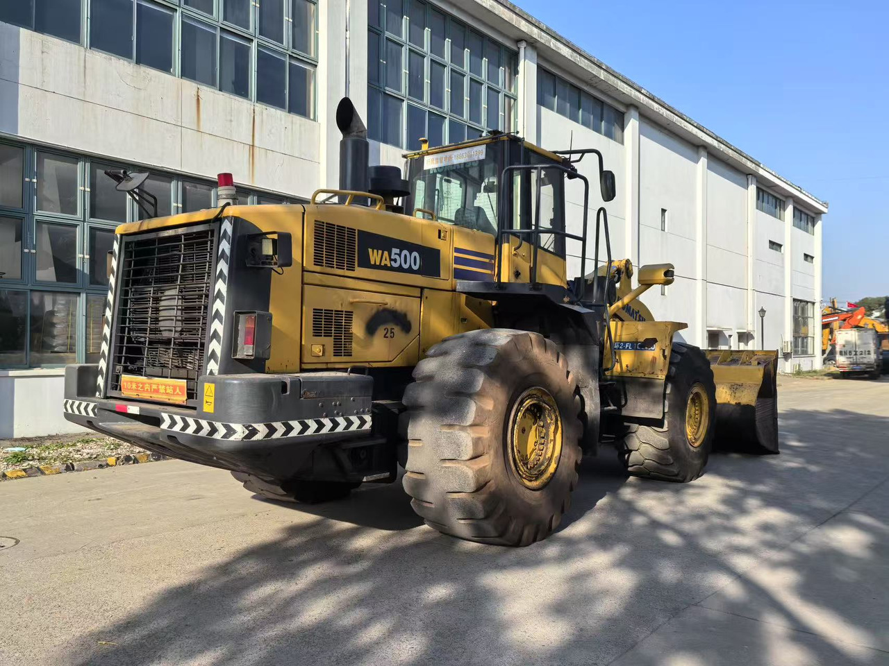 KOMATSU WA500-6 - Pyöräkuormaaja: kuva KOMATSU WA500-6 - Pyöräkuormaaja KOMATSU WA500-6 - Pyöräkuormaaja: kuva KOMATSU WA500-6 - Pyöräkuormaaja
