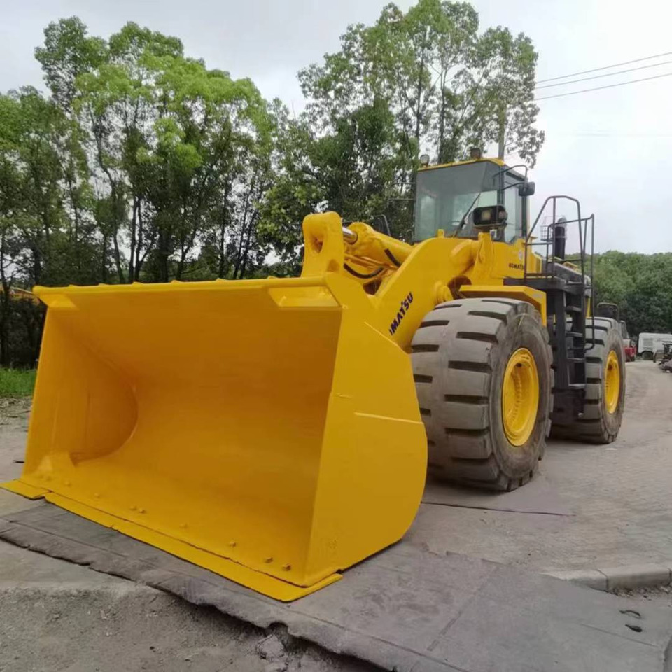 KOMATSU WA600-3 - Pyöräkuormaaja: kuva KOMATSU WA600-3 - Pyöräkuormaaja KOMATSU WA600-3 - Pyöräkuormaaja: kuva KOMATSU WA600-3 - Pyöräkuormaaja