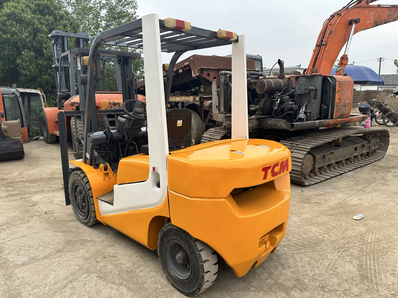 TCM FD30 - Dieseltrukki: kuva TCM FD30 - Dieseltrukki TCM FD30 - Dieseltrukki: kuva TCM FD30 - Dieseltrukki