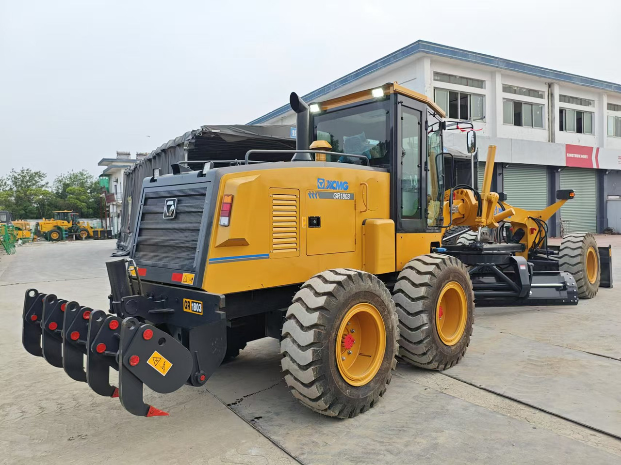XCMG GR1803 - Tiehöylä: kuva XCMG GR1803 - Tiehöylä XCMG GR1803 - Tiehöylä: kuva XCMG GR1803 - Tiehöylä