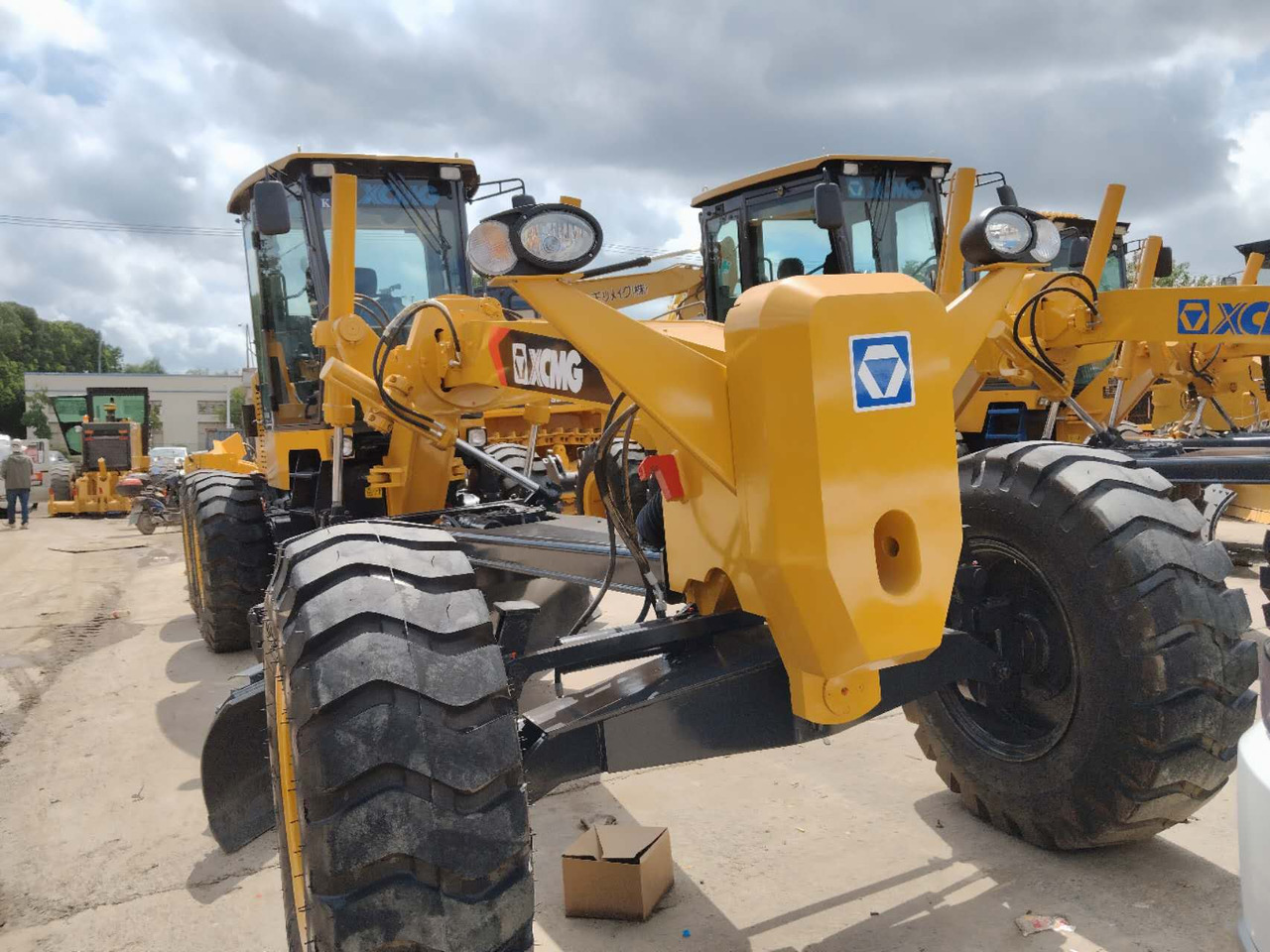 XCMG GR2153 - Tiehöylä: kuva XCMG GR2153 - Tiehöylä XCMG GR2153 - Tiehöylä: kuva XCMG GR2153 - Tiehöylä