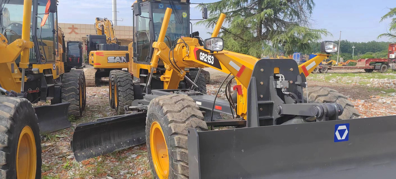 XCMG GR2153 - Tiehöylä: kuva XCMG GR2153 - Tiehöylä XCMG GR2153 - Tiehöylä: kuva XCMG GR2153 - Tiehöylä